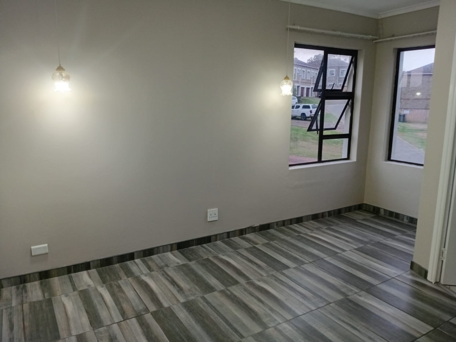 To Let 3 Bedroom Property for Rent in Abbotsford Eastern Cape